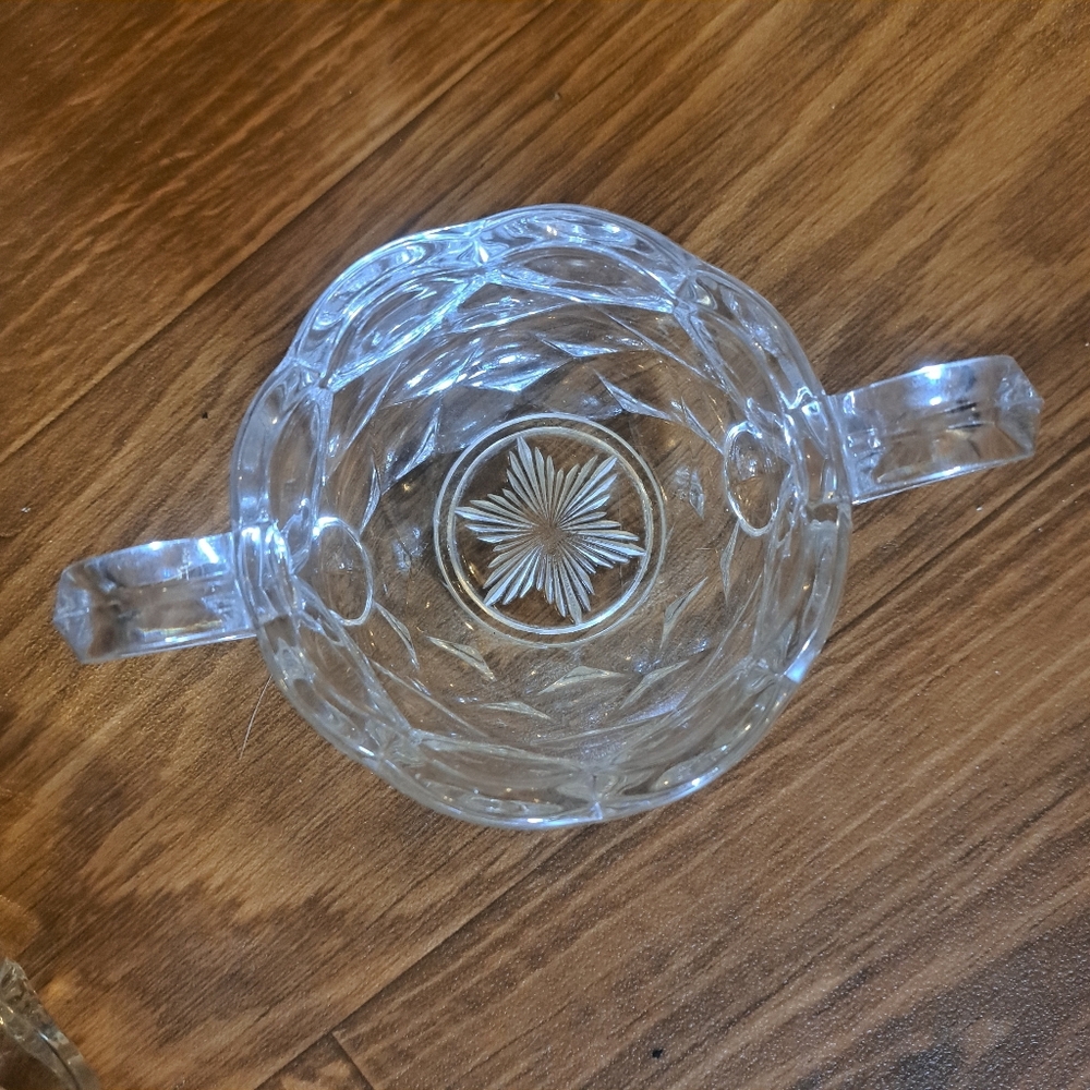 Gorgeous VTG Fosteria  Cubist W/ Star Intricate Cut Glass Sugar and Creamer Set